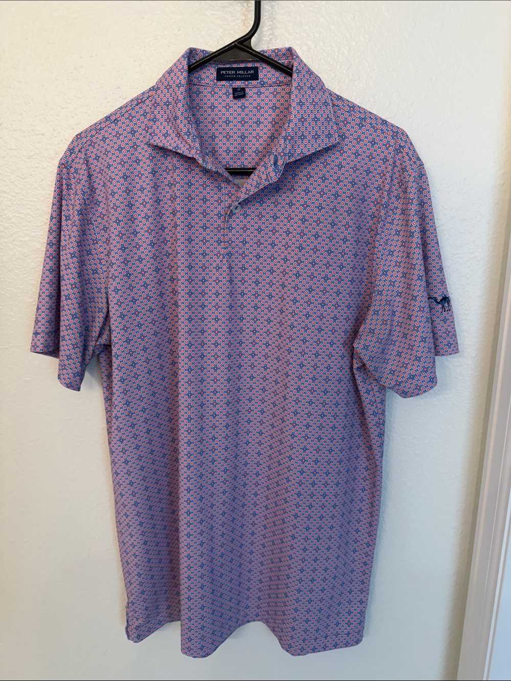 Peter Millar Crown Crafted Men’s M Golf Polo Blue Red Print Kissing Camels
